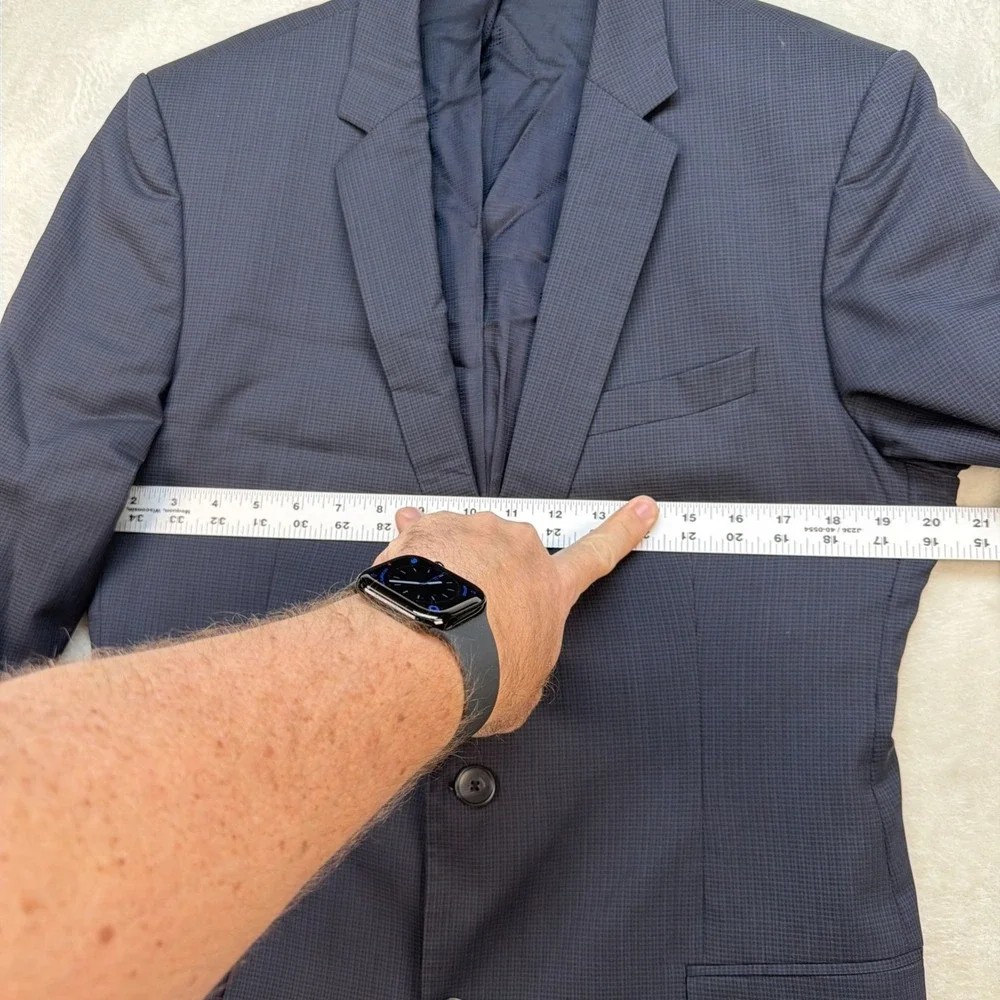 Hugo Boss Wool Blend Blazer Men's 44R‎ Navy Sport Coat Two Button Tailored